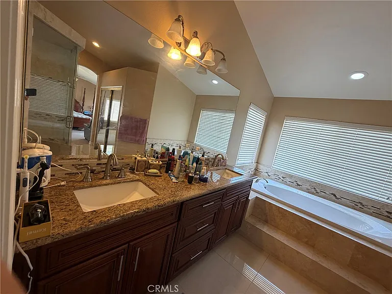 19823 Mariposa Pines Way — Photo 28