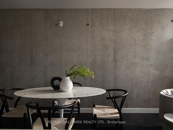 5th image of 90 Broadview Ave #202