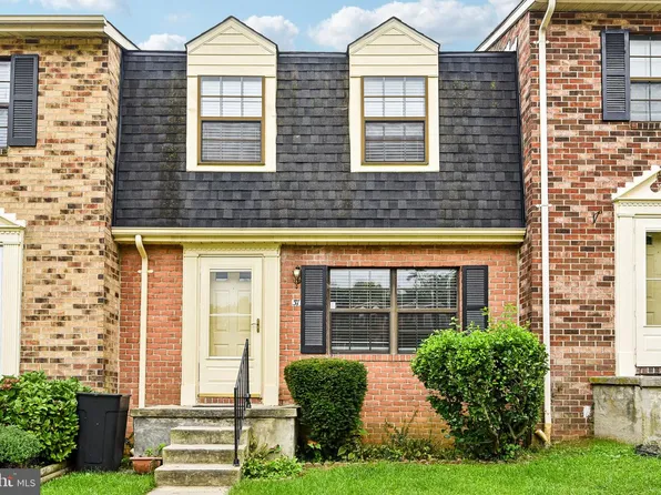37 Heather Hill Rd, Baltimore, MD 21228