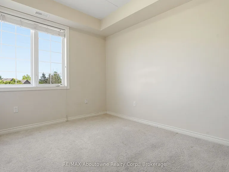 1083 Gordon St #310 — Photo 18