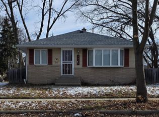 5874 North 79th STREET, Milwaukee, WI 53218