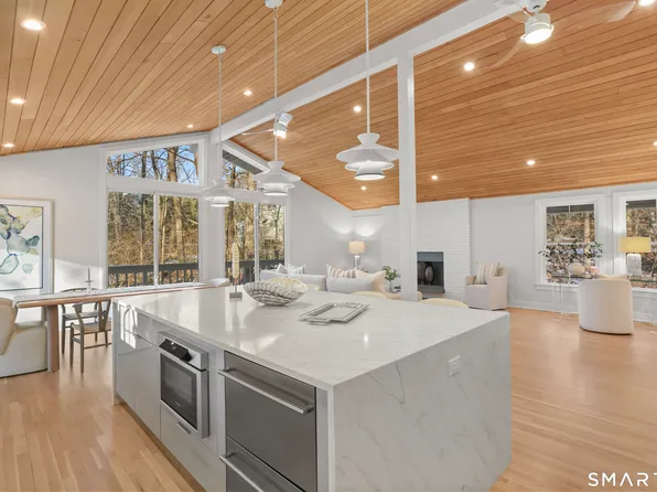 17 Clover Lane, Westport, CT 06880