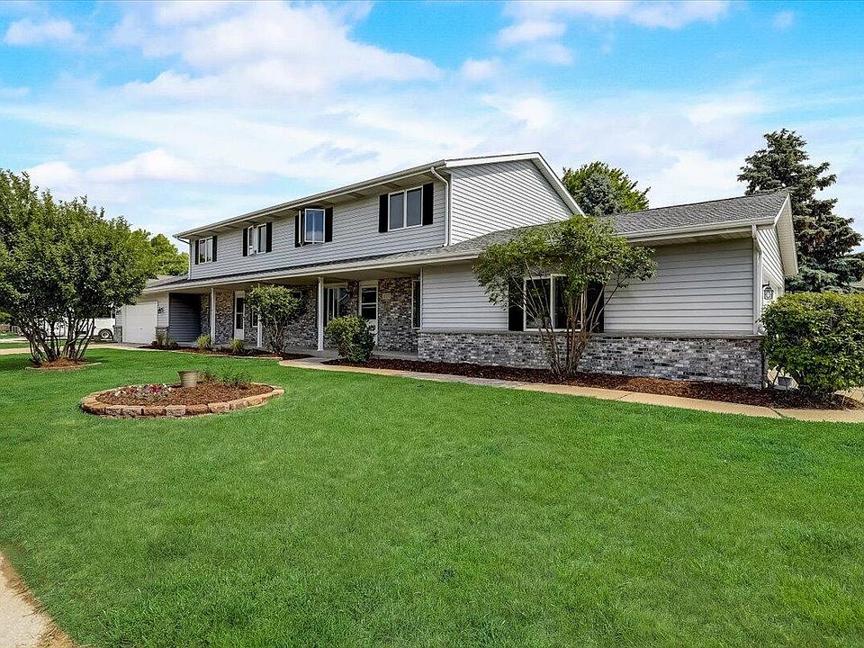 1st image of 1620 Carrie Ln #1622