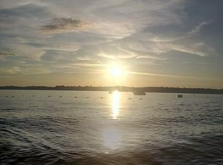 3 Crockett Rd, Raymond, ME 04071