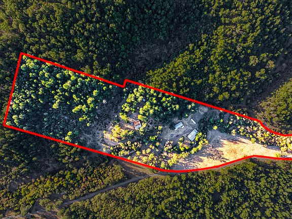2nd image of 1500 Holton Creek Rd