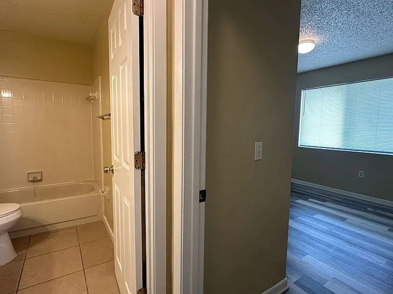 112 Cory Ln — Photo 9
