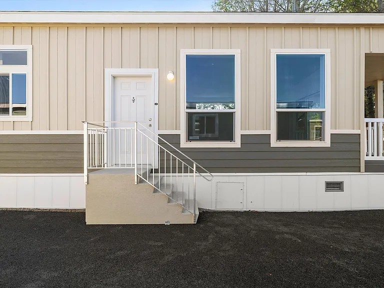 Unit could vary slightly with appliances and colors. Some pictures are virtually staged.