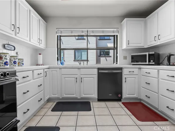 42 Esperanza Ave, Sierra Madre, CA 91024