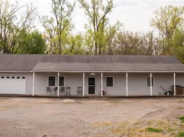 10945 Us Highway 59, Atchison, KS 66002