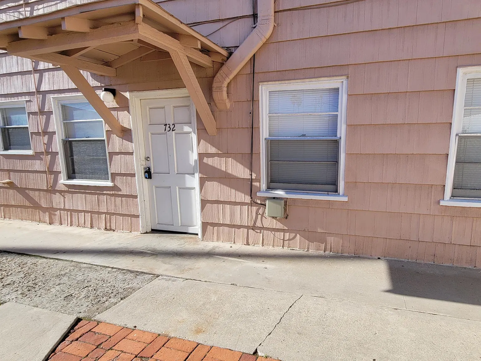 1 bed, 450 sqft, $2,350 — Photo 2