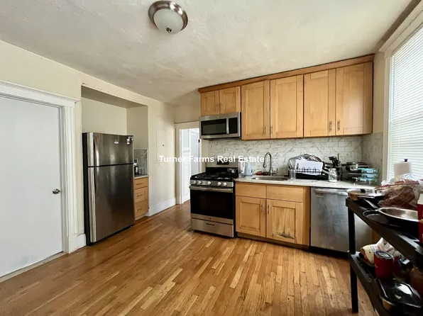 114 Thornton St, Boston, MA