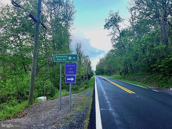 2nd image of 7 Dumpling Run Rd