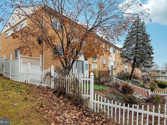 2nd image of 841 Garnet Ave