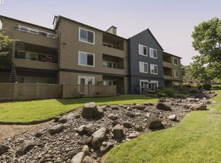 5050 SW Landing Dr APT 302, Portland, OR 97239