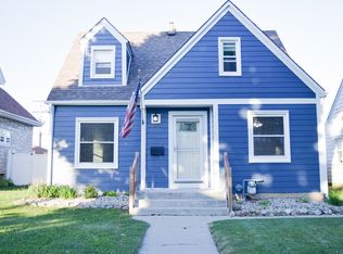 2324 S 58th St, West Allis, WI 53219