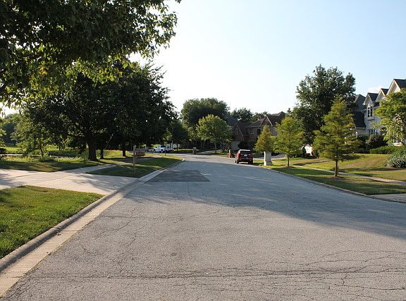 5th image of 11020 Arbor Ridge Dr