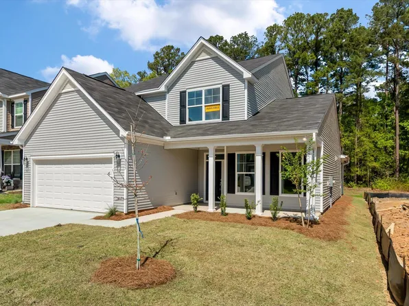 205 Palfrey Dr, Ridgeville, SC 29472