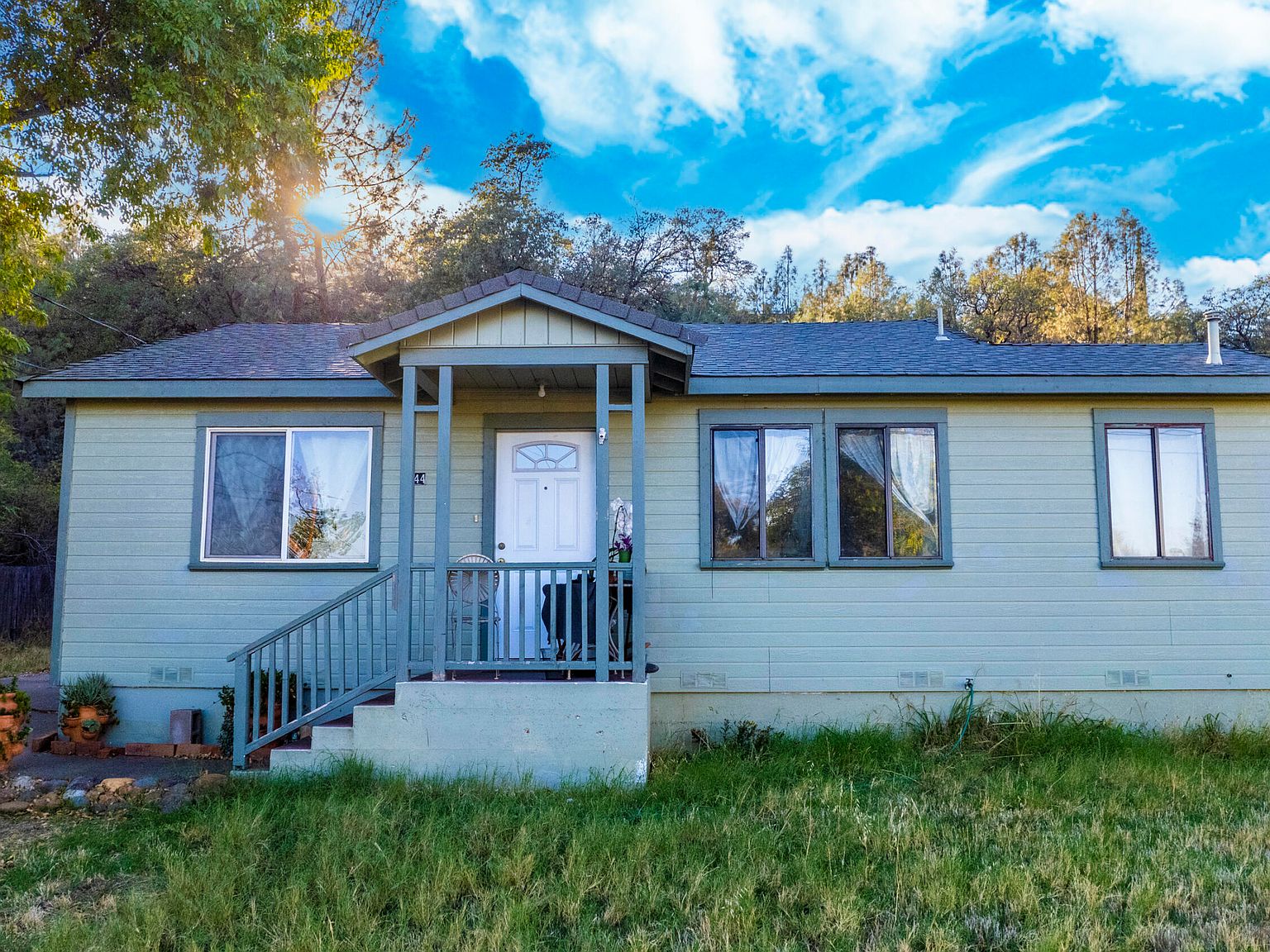 3444 West St, Redding, CA 96001 Zillow