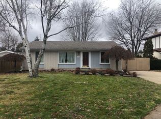 41449 Patrick Dr, Sterling Heights, MI 48313