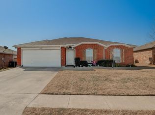 1508 Sequoia Dr, Krum, TX 76249