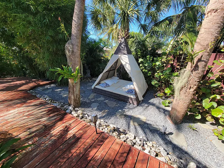 27180 Williams Rd — Photo 41