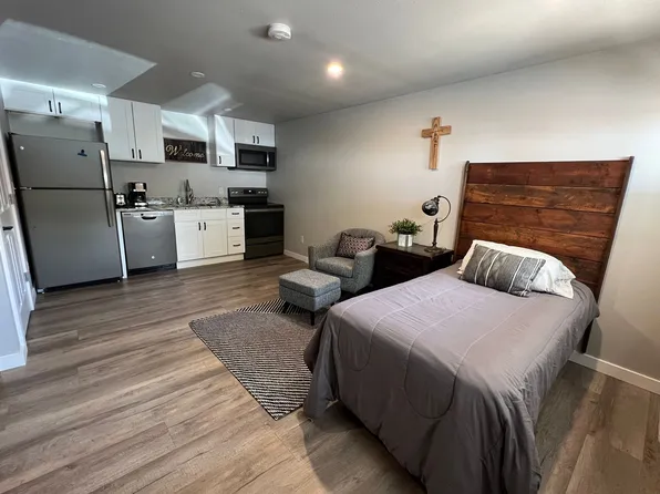1201 S 7th Ave, 1201 S 7th Ave #4, Sioux Falls, SD 57105