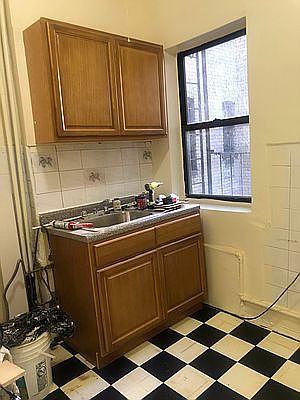 2nd image of 2416 Newkirk Ave #2G