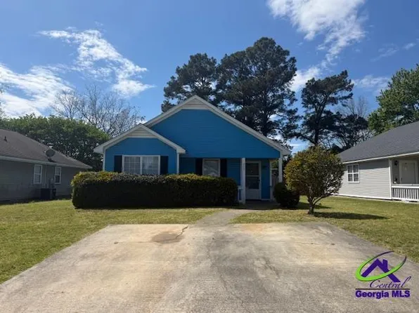 205 Kensington Cir, Warner Robins, GA 31093