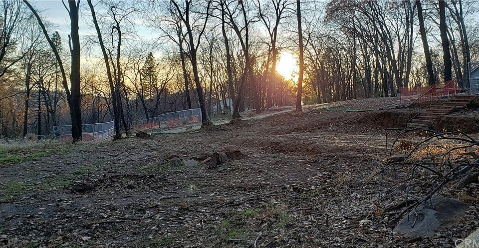 1st image of 13468 Adrian Dr