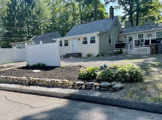 42 Spring Glen Rd, Niantic, CT 06357