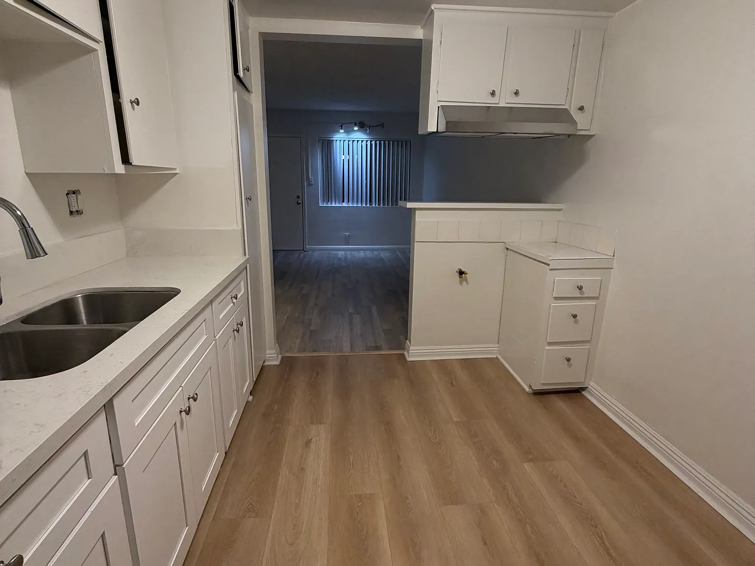 Westwood Apartments — Photo 2