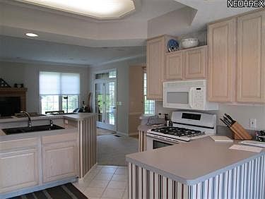 3rd image of 22374 Country Meadows Ln