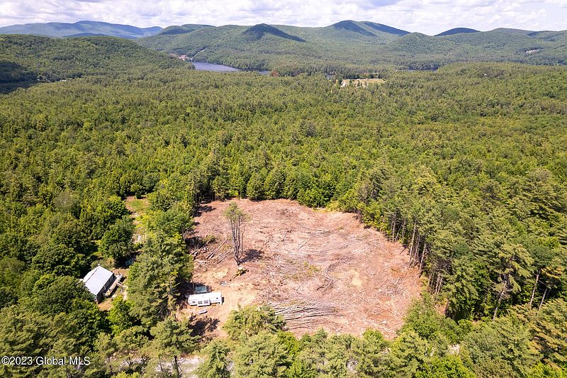 2nd image of 283 Parker Road