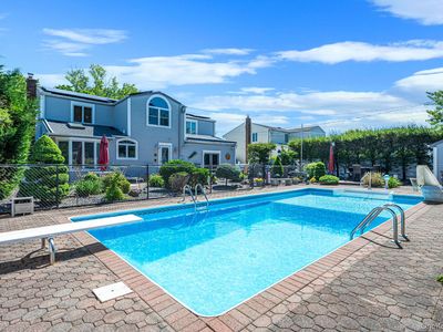 27 Jasmine Lane, Kings Park, NY, 11754