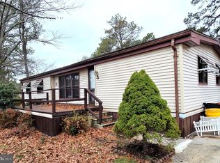 5 Susan Dr, Barnegat, NJ 08005