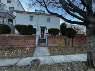 101 Sterling Ave, Yonkers, NY 10704