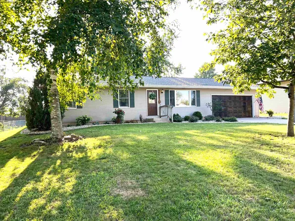 66099 Grasslands Ln, Goshen, IN 46526