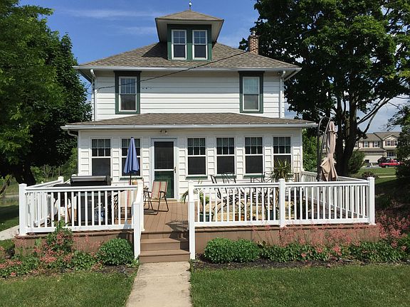 Back of House - Deck
