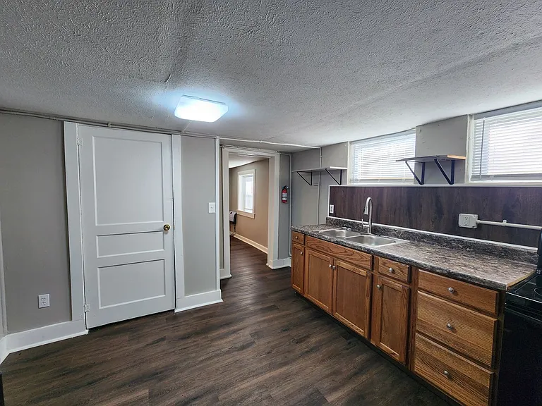 823 Cumberland Dr — Photo 12