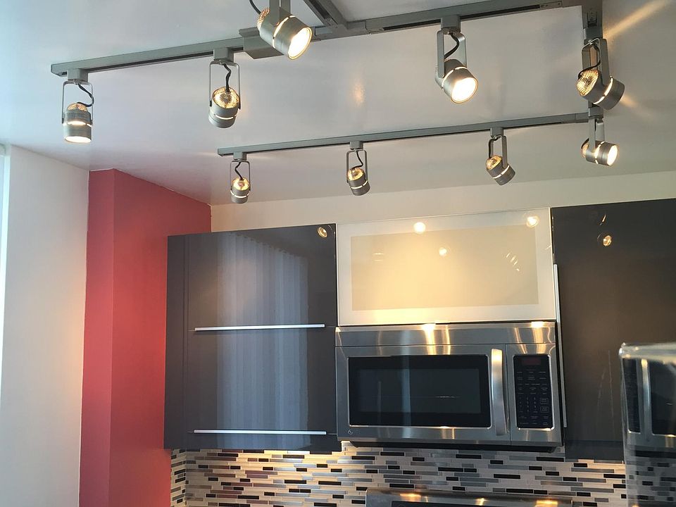 KITCHEN TRACK LIGHTING