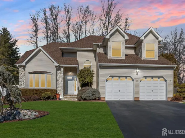 14 Daniel Pl, Matawan, NJ 07747