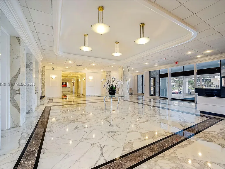 5700 Collins Ave #8A — Photo 8