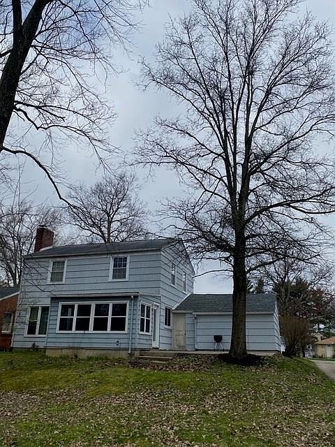 1st image of 949 Paxford Pl