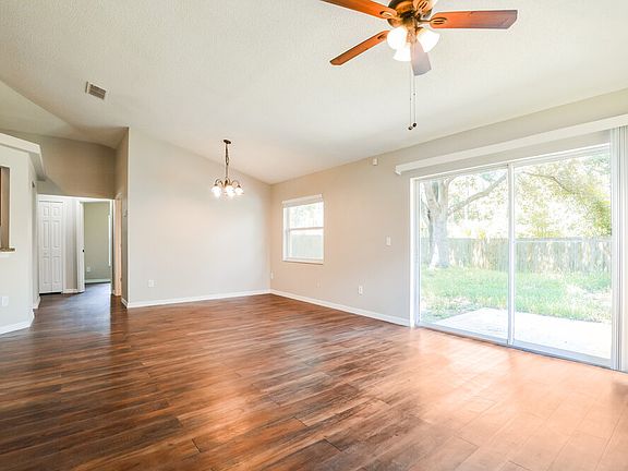 4th image of 16449 Golden Eagle Blvd