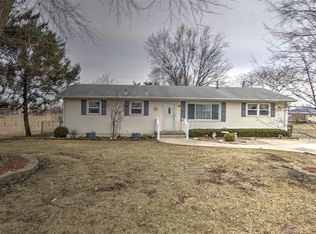 7760 Walker Rd, Decatur, IL 62521