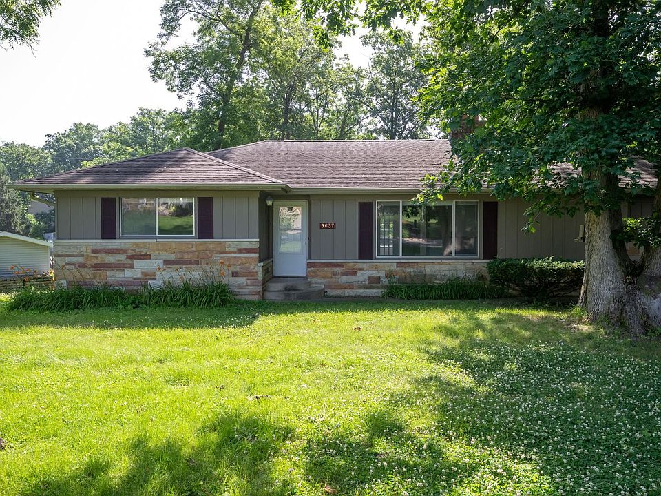1st image of 9637 Manor Woods Rd