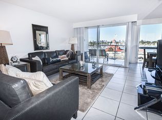 1710 Avenida Del Mundo Unit 207, Coronado, CA 92118