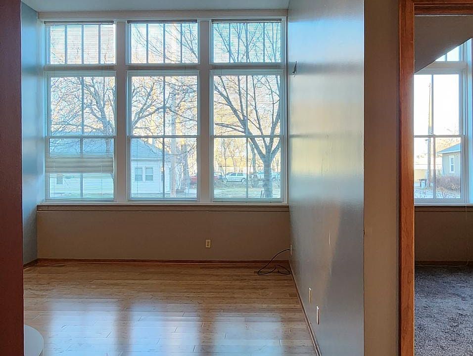1st image of 1223 N 9th St APT 102