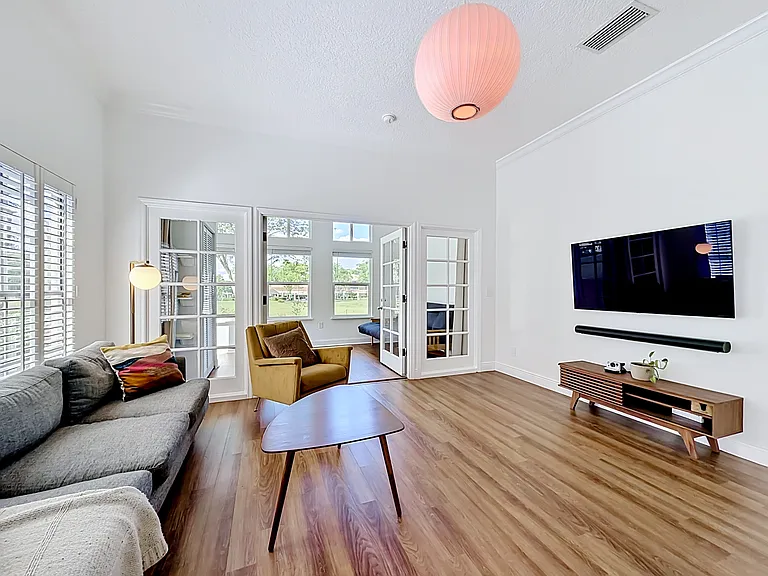 267 W Sabal Palm Pl — Photo 10