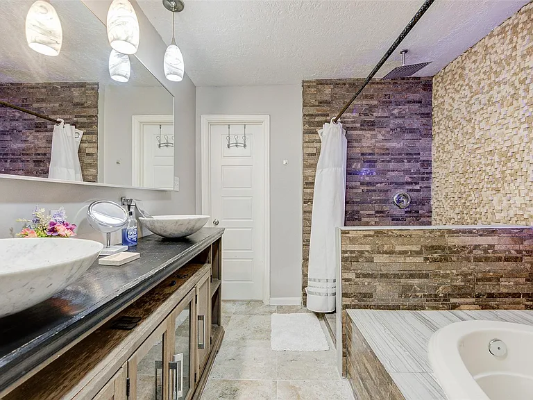 1207 Archer St — Photo 27